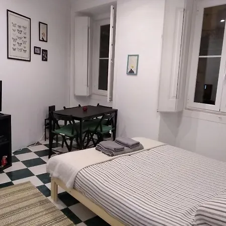 3 Bedroom In Mouraria Lizbona